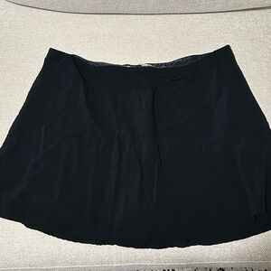 Abercrombie black mini skort